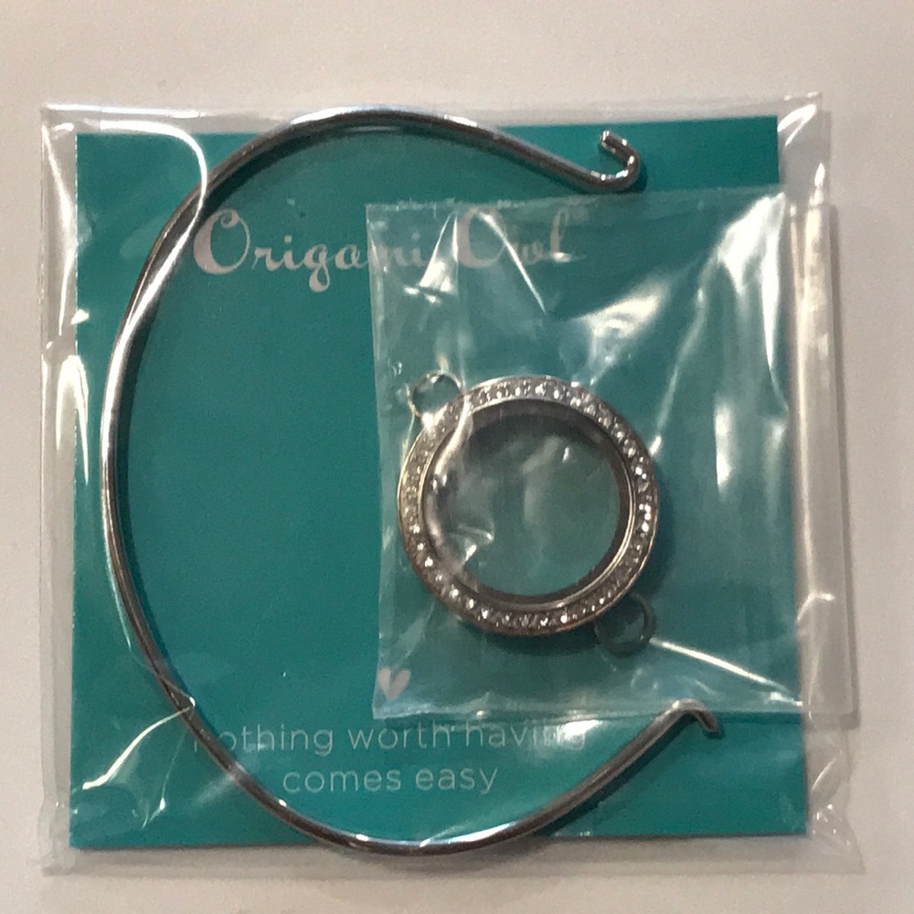 Origami Owl Bangle with Locket